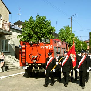 Dzie� stra�aka